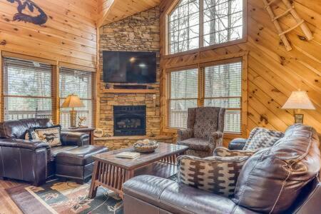 The Great Escape - Min From Parkway With Hot Tub Villa Gatlinburg Luaran gambar